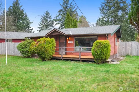2806 Bona Vista Dr SW, Olympia, WA 98512