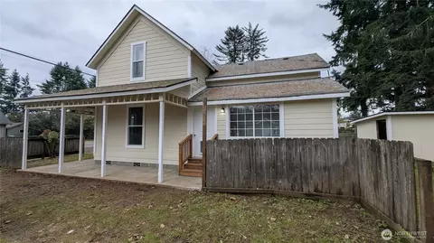 415 W 4th Ave, Pe Ell, WA 98572