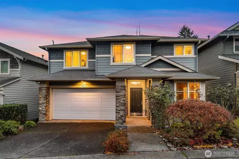 920 Big Tree Dr NW, Issaquah, WA 98027