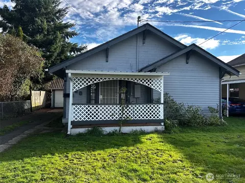700 S 6th St, Kelso, WA 98626