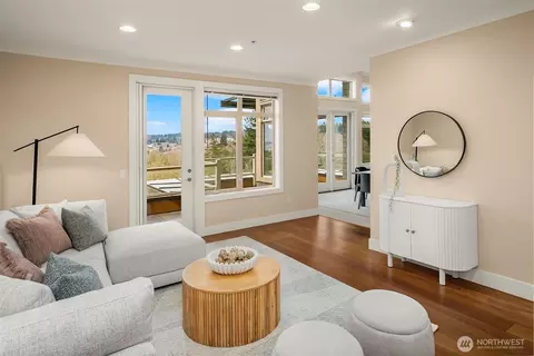 71 Pine St #302, Edmonds, WA 98020 photo 8