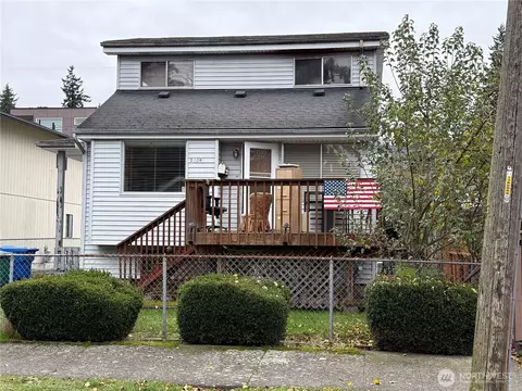 5106 47th Ave SW, Seattle, WA 98136