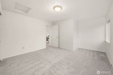 Bedroom - 19504 SE 24th #B, Bothell, WA 98012 photo 6 of 7