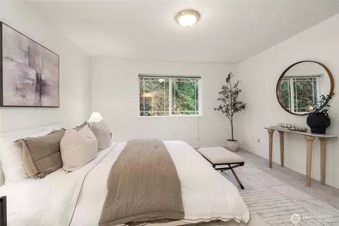 Bedroom - 19504 SE 24th #B, Bothell, WA 98012 photo 3 of 7