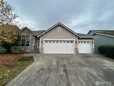 153 SW 311th Pl, Federal Way, WA 98023