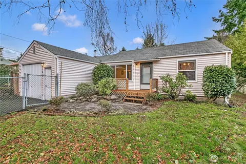 4812 S 172nd Pl, Seatac, WA 98188