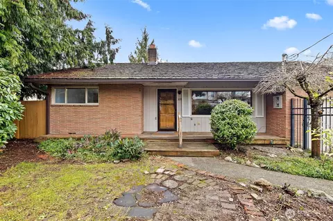 2420 S 132nd St, Seatac, WA 98168