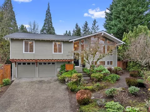 16629 NE 46th St, Redmond, WA 98052