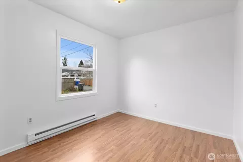 Bedroom - 1016 Rockefeller Ave, Everett, WA 98201 photo 2 of 4