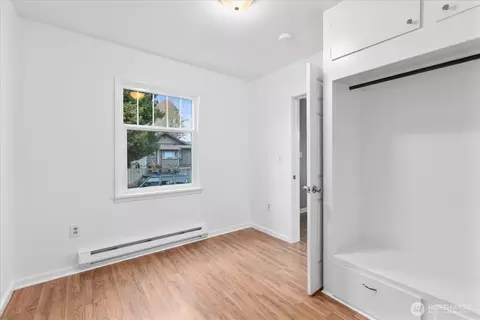 Bedroom - 1016 Rockefeller Ave, Everett, WA 98201 photo 3 of 4