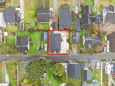 View/Area - 1016 Rockefeller Ave, Everett, WA 98201 photo 2 of 6