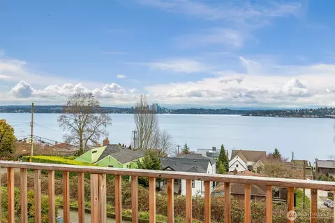 913 Lake Washington Blvd S, Seattle, WA 98144