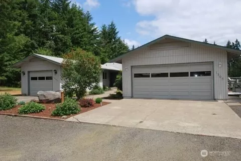 1305 SE Arcadia Rd, Shelton, WA 98584