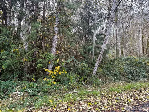 7605 Lakeside St SW, Olympia, WA 98512