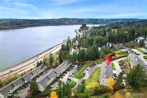 1725 W Sunn Fjord Ln #J205, Bremerton, WA 98312