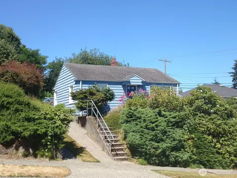 4053 Williams Ave W, Seattle, WA 98199