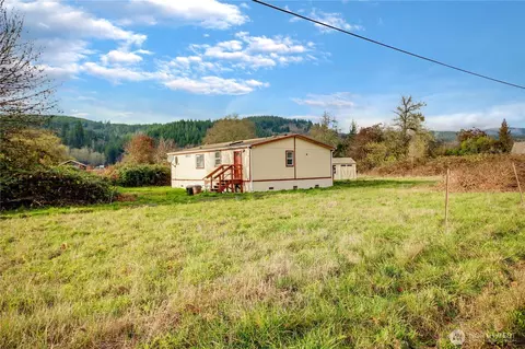 805 Elochoman Valley Rd, Cathlamet, WA 98612
