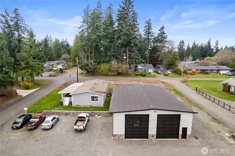 7415 100th St E, Puyallup, WA 98373