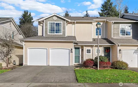 3240 SE 12th St #1037, Renton, WA 98058