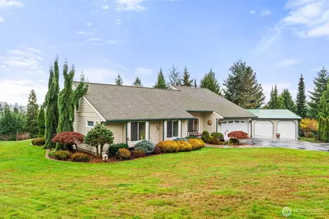 126 Riverview Dr, Chehalis, WA 98532