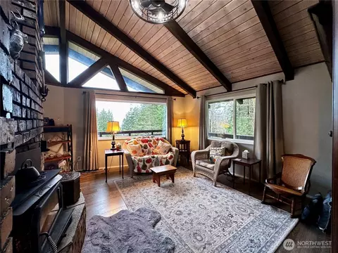 Living - 364 Old Dads Rd, Sequim, WA 98382 photo 2 of 5
