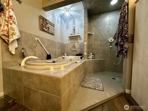 Bath - 364 Old Dads Rd, Sequim, WA 98382 photo 4 of 5