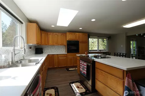 Kitchen - 364 Old Dads Rd, Sequim, WA 98382 photo 3 of 6
