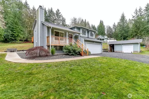 30980 Wood Creek Pl NE, Poulsbo, WA 98370