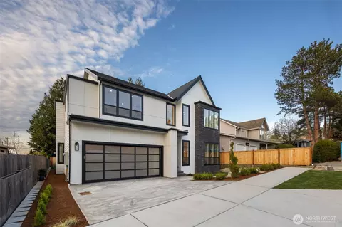 1002 N 31st St, Renton, WA 98056