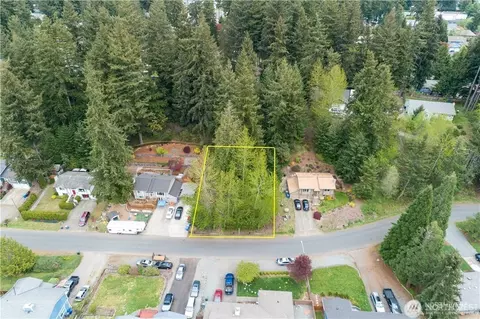 8204 181st Ave E, Bonney Lake, WA 98391