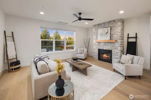 Living - 20 160th Pl SE, Bothell, WA 98012 photo 2 of 2
