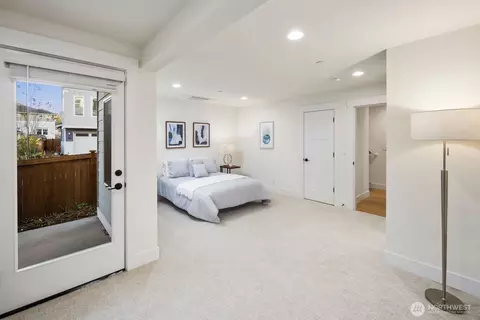 Bedroom - 20 160th Pl SE, Bothell, WA 98012 photo 7 of 8