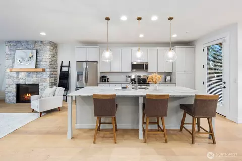 Kitchen - 20 160th Pl SE, Bothell, WA 98012 photo 5 of 6