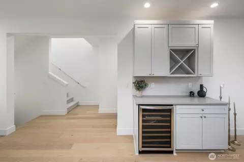 Entry Way - 20 160th Pl SE, Bothell, WA 98012 photo 3 of 3