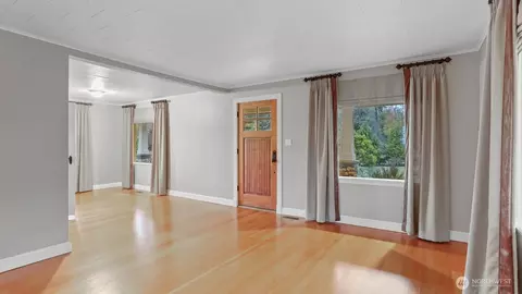 23715 SE 448th, Enumclaw, WA 98022 photo 3