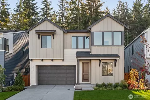20410 154th St E #2, Bonney Lake, WA 98391
