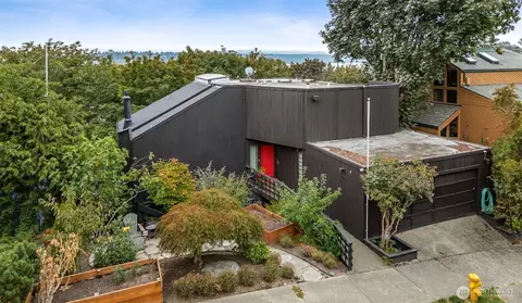 2028 34th Ave S, Seattle, WA 98144