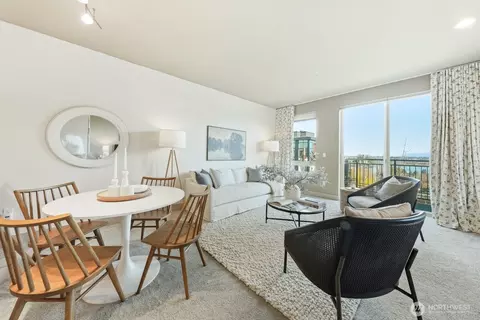 6801 Greenwood Ave N #415, Seattle, WA 98103