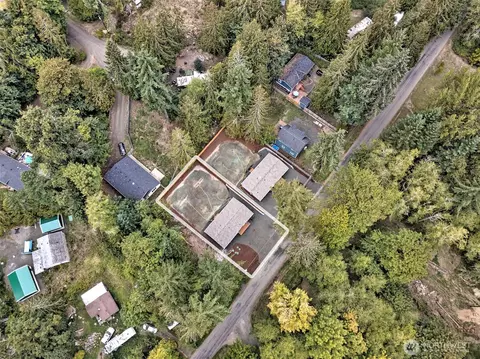 201 E Lynnwood Dr, Shelton, WA 98584