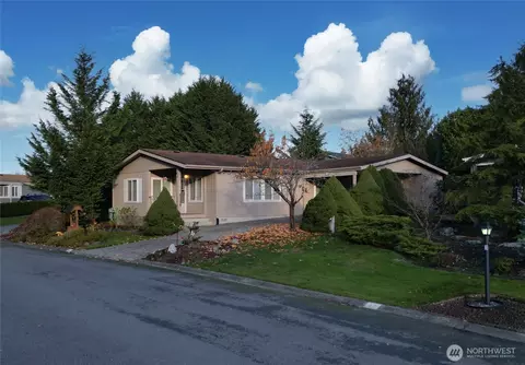 2610 E Section St #44, Mount Vernon, WA 98274