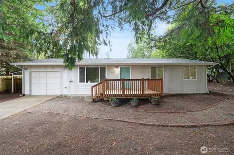 26814 Webb Cir NE, Kingston, WA 98346