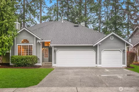 21422 SE 277th St, Maple Valley, WA 98038