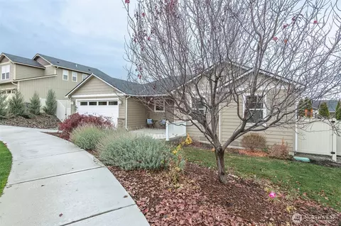 1738 Skylar Ct, Wenatchee, WA 98801