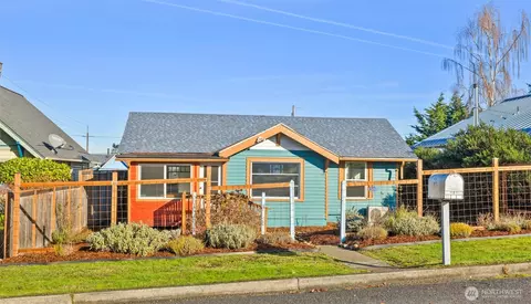 1107 E 6th St, Port Angeles, WA 98362