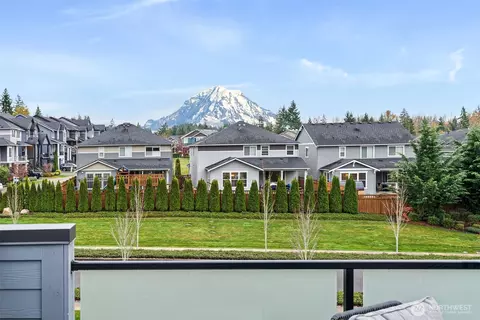 18718 135th St E, Bonney Lake, WA 98391