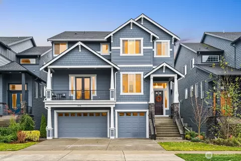 18718 135th St E, Bonney Lake, WA 98391