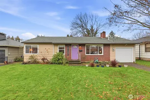 2104 Z St, Vancouver, WA 98661