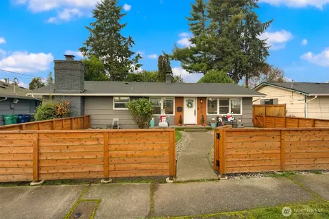 1015 F St SE, Auburn, WA 98002