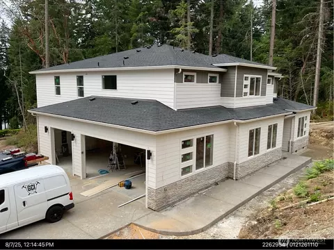 2412 74th Avenue Ct NW, Gig Harbor, WA 98335