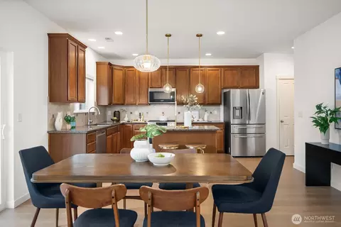 Dining - 3601 223rd Pl SE, Bothell, WA 98021 photo 2 of 3